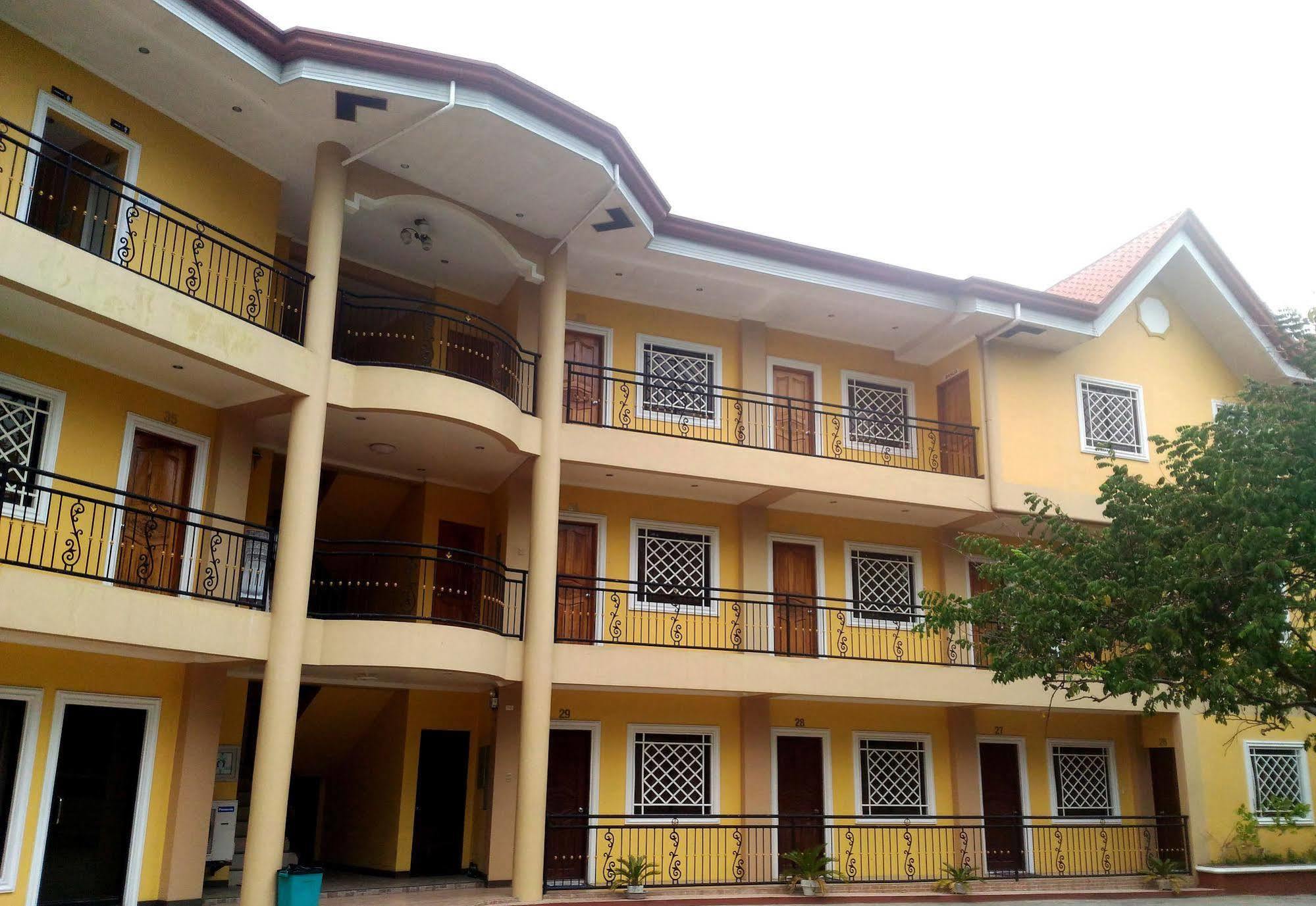 Tubod Flowing Water Resort Minglanilla Exterior photo