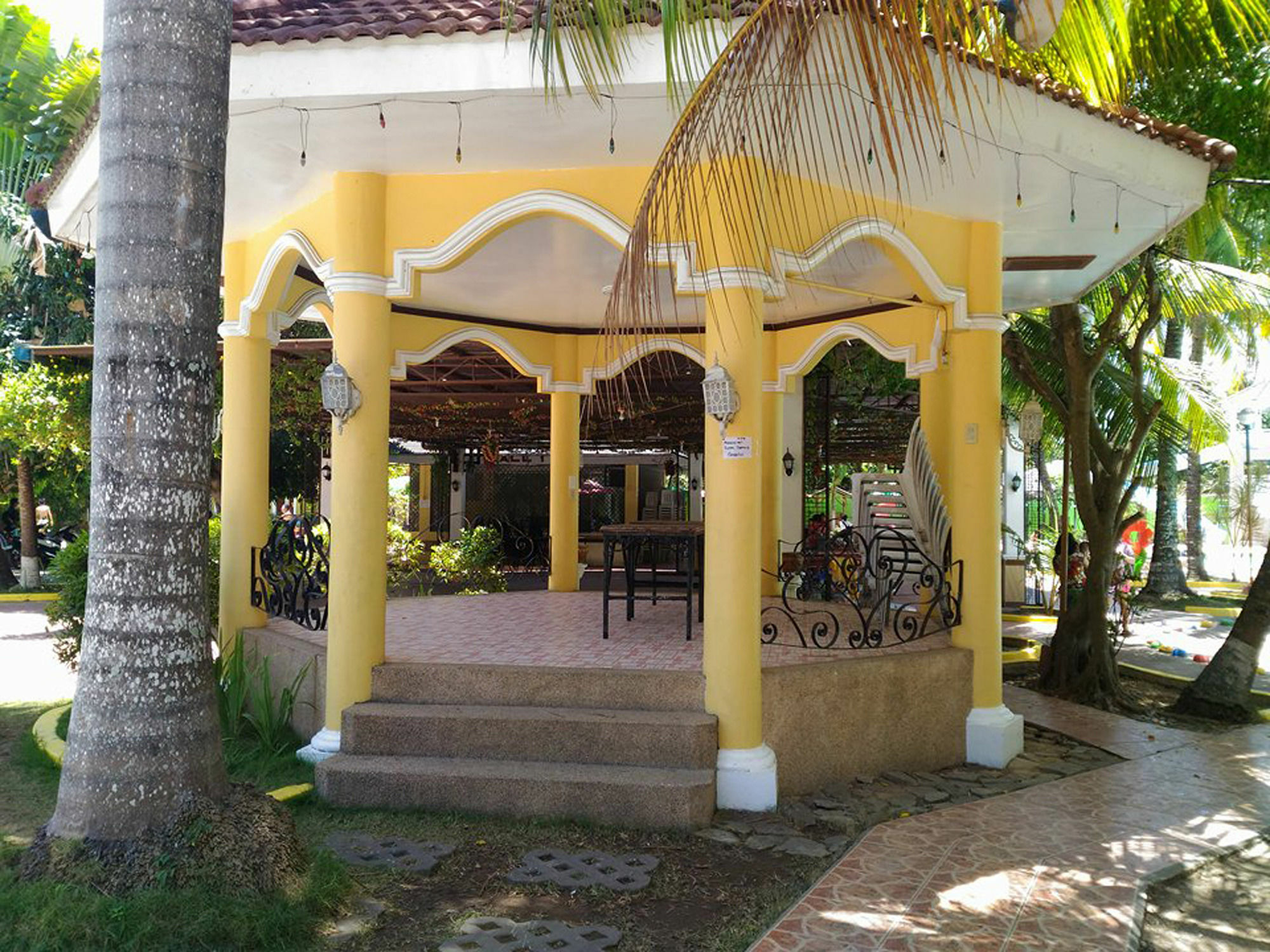 Tubod Flowing Water Resort Minglanilla Exterior photo